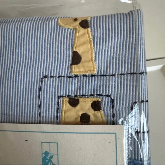 Pottery Barn Kids Ryder Train Valance Window Treatment - Picture 4 of 9